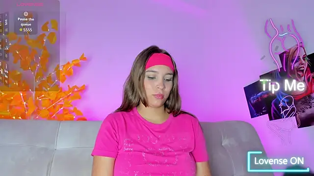 HaleyAmaya online show from September 12, 2025, 7:13 pm