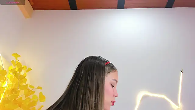 Snapshot of HaleyAmaya chatting on June 27, 2026, 1:00 am HaleyAmaya online show from June 27, 2026, 1:00 am