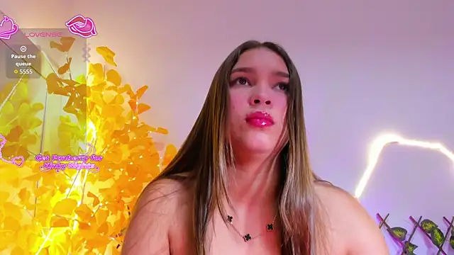 HaleyAmaya online show from June 26, 2026, 1:00 am