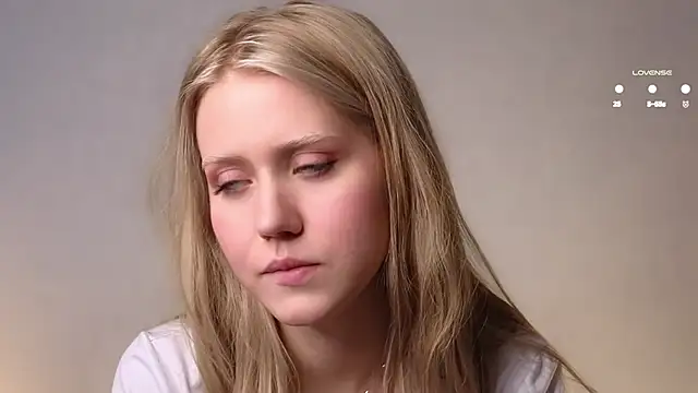 WiloneEsse online show from March 11, 2025, 4:08 am