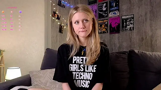 WiloneEsse online show from March 7, 2025, 1:20 am