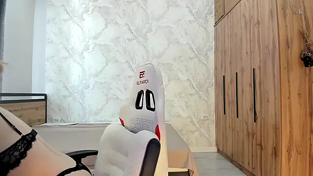 Babby Rabbit online show from June 15, 2026, 8:47 am