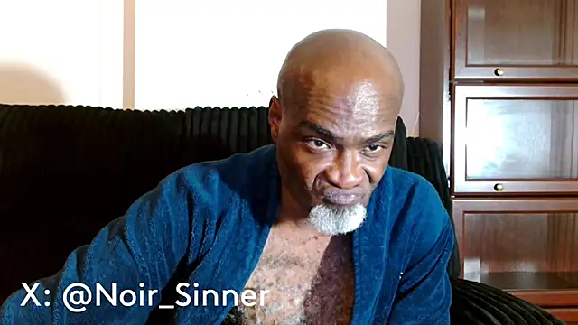 Snapshot of sinnernoir chatting on June 9, 2026, 6:03 am sinnernoir online show from June 9, 2026, 6:03 am