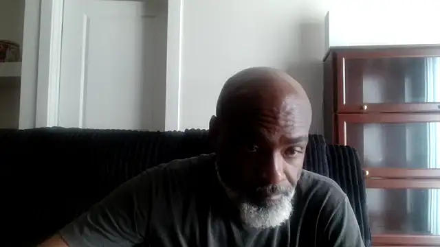 sinnernoir online show from July 6, 2026, 5:37 pm