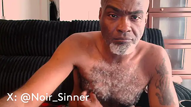 Snapshot of sinnernoir chatting on June 11, 2026, 12:35 pm sinnernoir online show from June 11, 2026, 12:35 pm