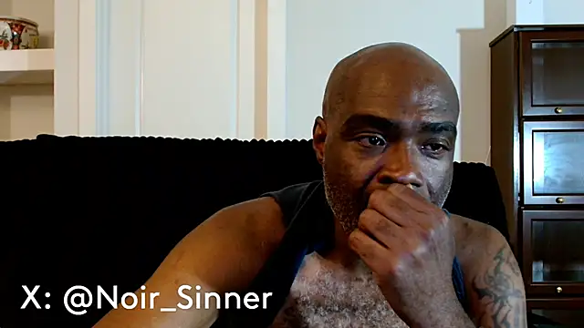 Snapshot of sinnernoir chatting on June 14, 2026, 2:35 am sinnernoir online show from June 14, 2026, 2:35 am