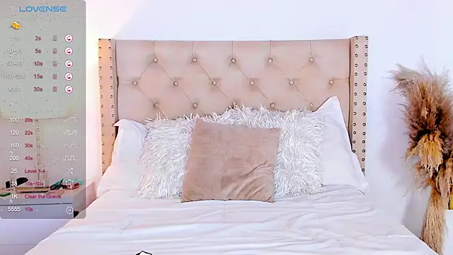 marilynrossy online show from March 21, 2025, 3:22 am