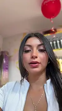 SofiDavid online show from May 9, 2026, 10:35 pm