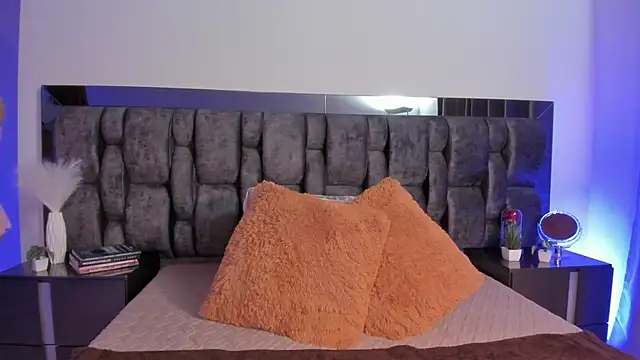 CarolHorny 1 online show from September 12, 2025, 2:55 am