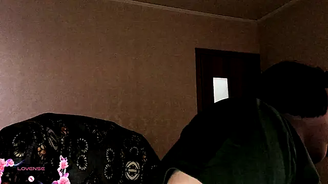 SexxyDreams1 online show from December 5, 2025, 3:49 am