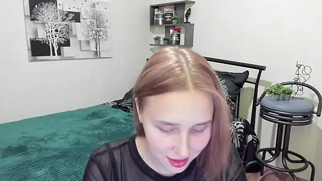 LinaTruly online show from January 17, 2025, 9:28 pm