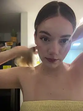 NicoleCut online show from July 4, 2026, 9:15 am