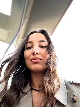 VelvetVixenI online show from September 22, 2025, 12:00 pm