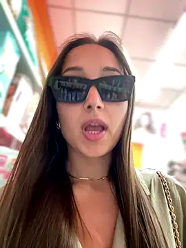 VelvetVixenI online show from September 15, 2025, 2:06 pm