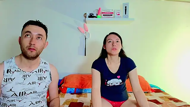 JeremmyAndStacy online show from November 30, 2025, 1:34 pm