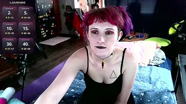  hellostormy  online show from March 1, 2025, 5:16 pm