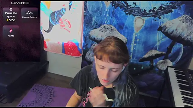  hellostormy  online show from September 23, 2025, 3:52 pm