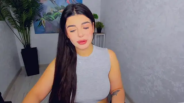 AlluringAriel online show from June 17, 2026, 4:23 am