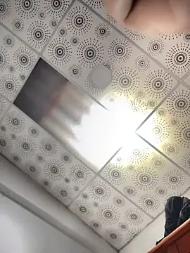 adam-rivera online show from October 3, 2025, 2:07 pm