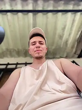 adam-rivera online show from November 18, 2025, 4:54 pm