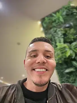 adam-rivera online show from September 25, 2025, 2:06 am