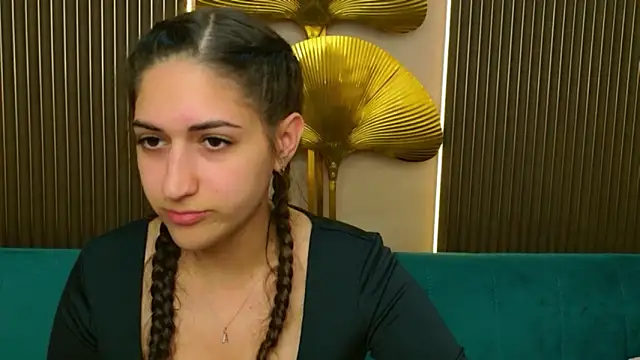 Teresa Stane online show from April 21, 2026, 10:33 am