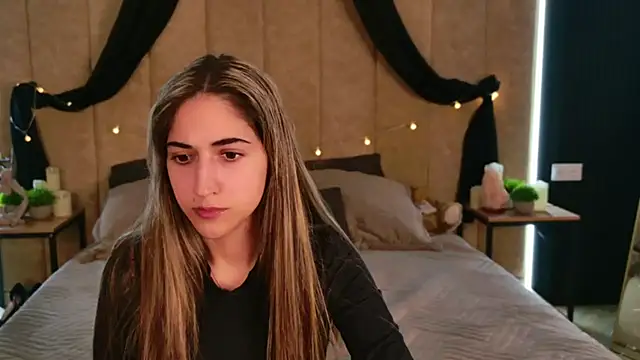 Teresa Stane online show from March 18, 2025, 5:34 am