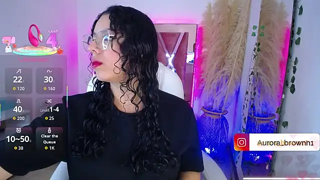 Aurora Brownn online show from October 9, 2025, 4:46 am