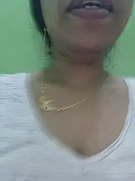 Haniya-143 online show from July 18, 2026, 4:48 pm