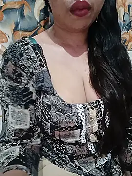 Haniya-143 online show from June 30, 2026, 10:32 pm