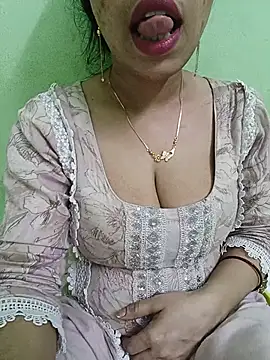 Haniya-143 online show from July 20, 2026, 1:24 am