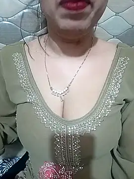 Haniya-143 online show from June 14, 2026, 2:18 pm