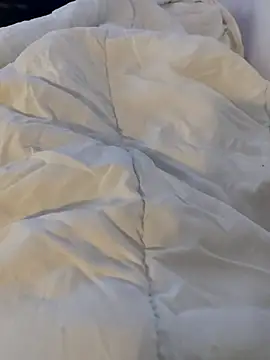 Snapshot of ariel-rick chatting on February 20, 2026, 2:19 pm ariel-rick online show from February 20, 2026, 2:19 pm