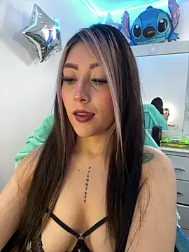 Luna SofiaXX online show from August 8, 2026, 1:29 pm