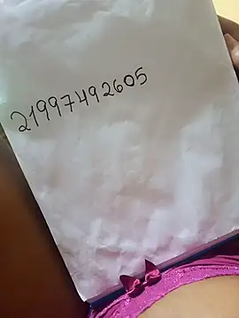 princesaa98 online show from January 31, 2025, 3:30 am