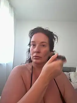 Engel mia online show from August 3, 2026, 11:16 am