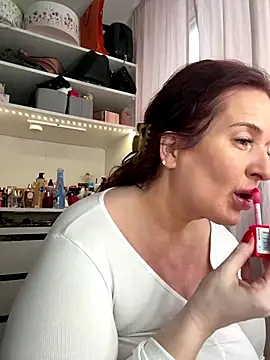 Engel mia online show from November 29, 2025, 11:32 am