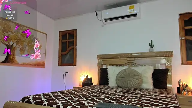 Snapshot of oriana_faddila chatting on July 2, 2026, 3:18 am oriana faddila online show from July 2, 2026, 3:18 am