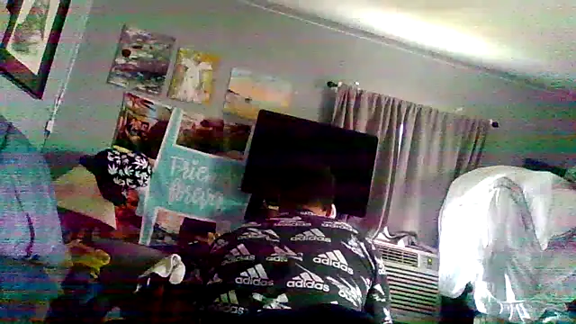 Snapshot of Creationmonster0 chatting on May 22, 2026, 6:06 pm Creationmonster0 online show from May 22, 2026, 6:06 pm