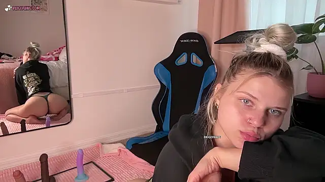 PaigePawg online show from February 22, 2026, 3:13 pm