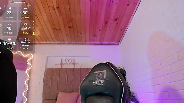 penelope tay1 online show from November 27, 2025, 3:18 am