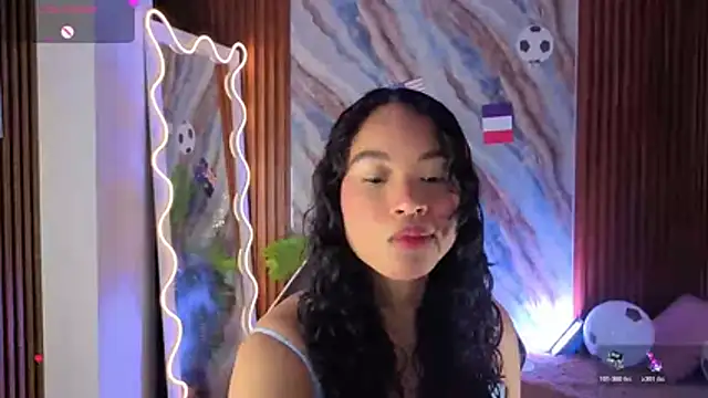 penelope tay1 online show from June 19, 2026, 3:45 am