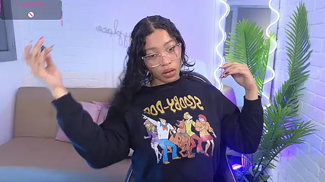 penelope tay1 online show from October 9, 2025, 3:51 am