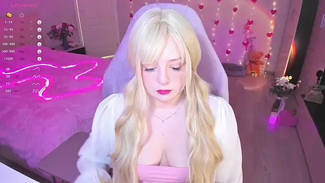 Amy honey angel online show from March 3, 2025, 9:55 am