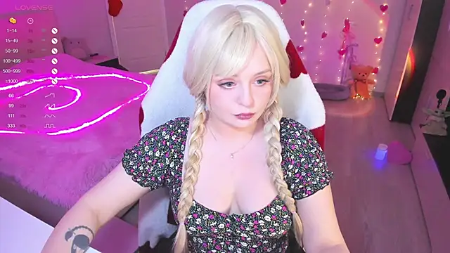 Amy honey angel online show from February 22, 2025, 9:23 am