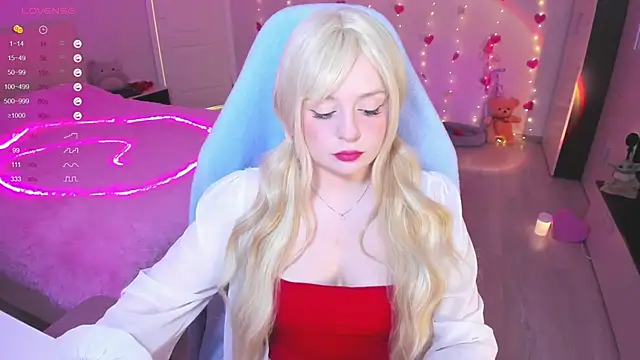 Amy honey angel online show from March 6, 2025, 9:03 am