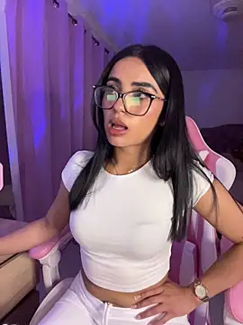 Emily-14 online show from July 15, 2026, 4:19 am