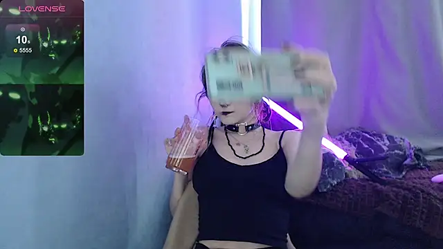 Milten-Trish online show from May 6, 2026, 2:21 pm