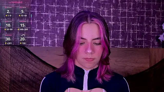 ArtemisaBlake online show from October 30, 2025, 4:37 pm