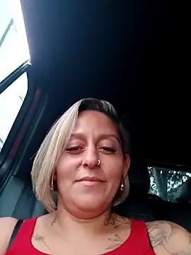 Snapshot of baixinhaloira chatting on March 10, 2026, 6:56 pm baixinhaloira online show from March 10, 2026, 6:56 pm